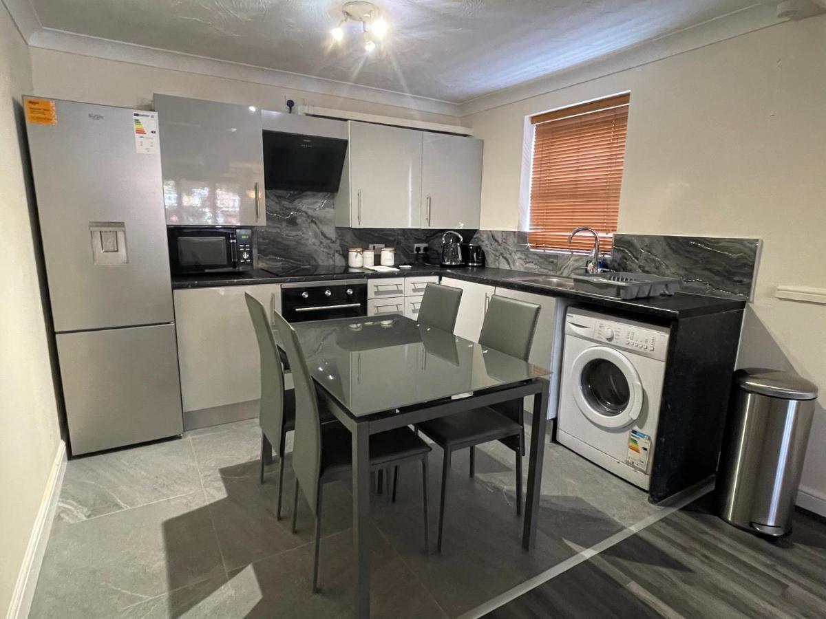 The Regency Entire 1 Bedroom Flat Accomodation Leicester Buitenkant foto